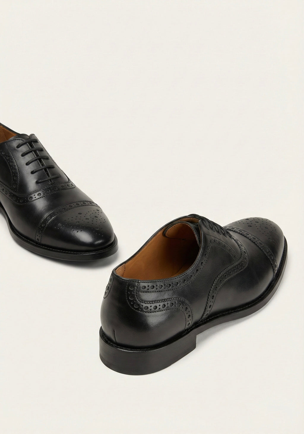 Zapatos de Cuero Negros